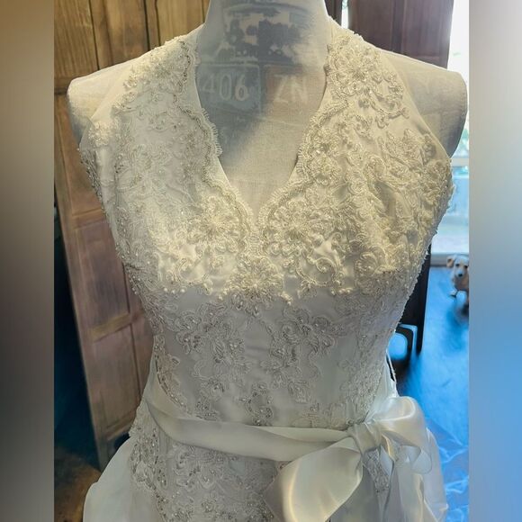 Candlelight White Satin Halter Poufy Ruched Wedding Gown with Train. - Picture 3 of 16